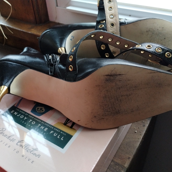 Black Leather Boots Size 10 Desire Strap Stiletto Boots EUC - Picture 11 of 16